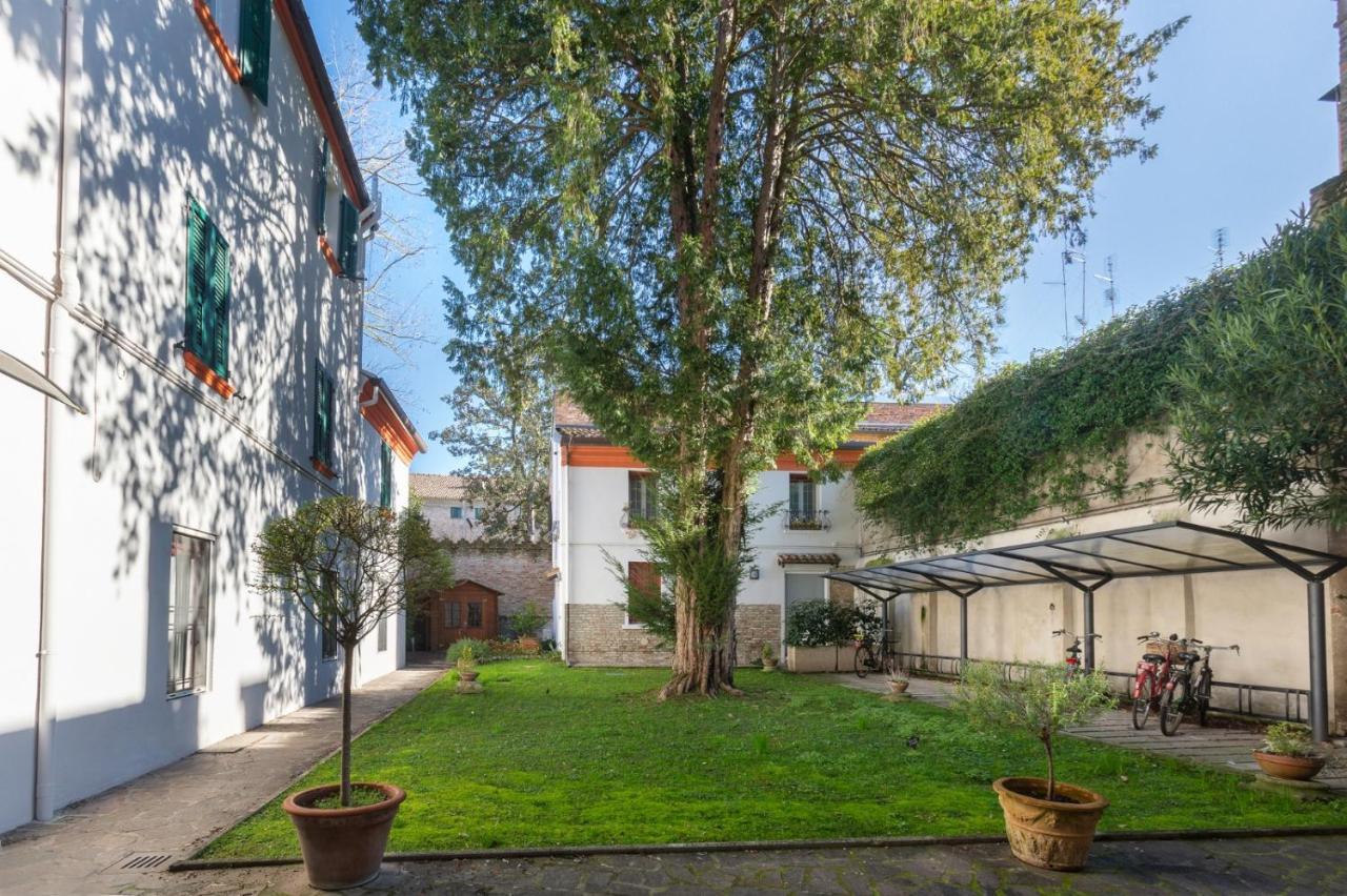 Apartamento Frescobaldi Aparments! A Casa Di Francesco Ferrara Exterior foto